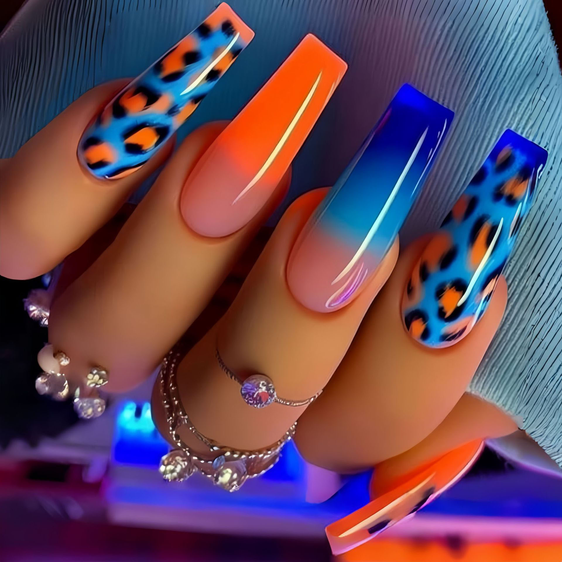 Faux ongles dégradés orange et - Nail Art Orange avis et prix